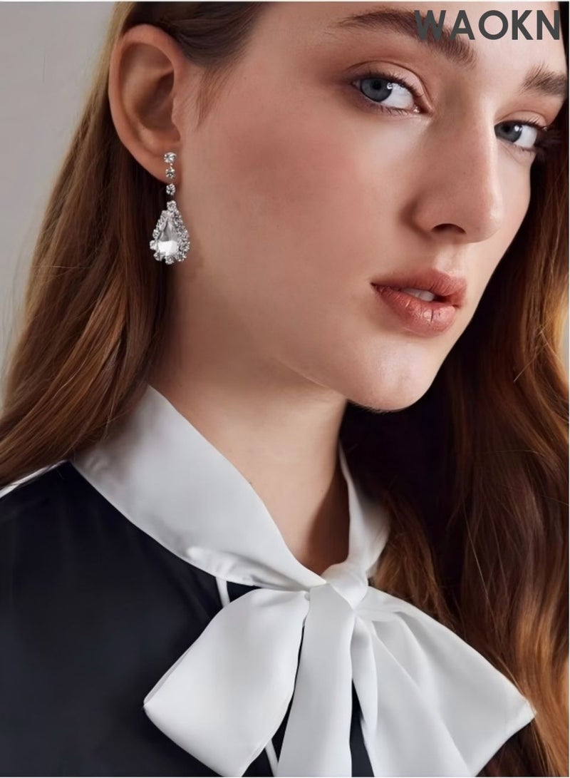 WAOKN 2 Piece Jewelry Set of Necklace and Earrings Shiny teardrop shape Diamond Chic Rhinestone Decor Jewellery Set , suitable for Women , Ladies , Gift for Girlfriend Wife Mother Bridesmaids Wedding Party Accessories , unisex , silvery. - Image 4